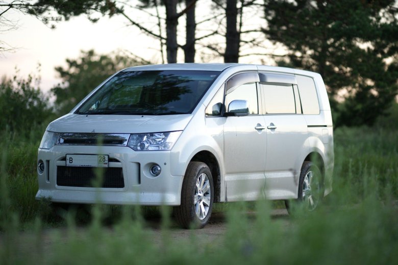 Митсубиси делика д 5