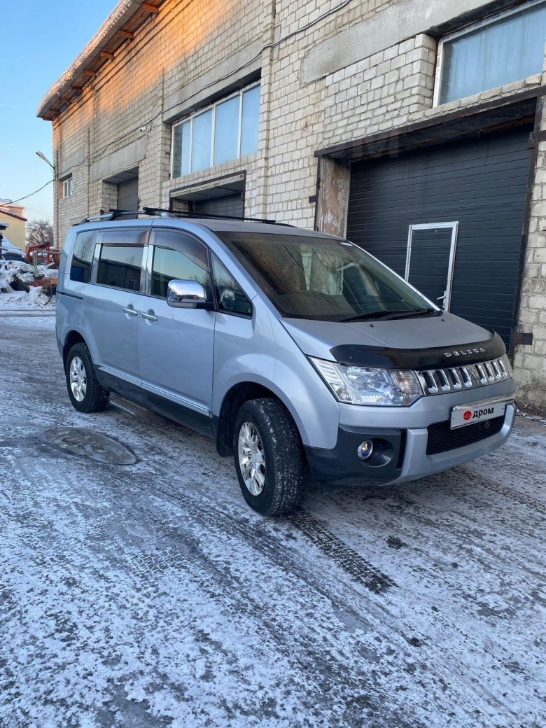 Митсубиси делика д5