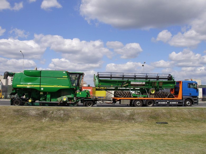 Трактор john deere на трале