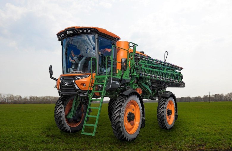 Самоходный опрыскиватель барс