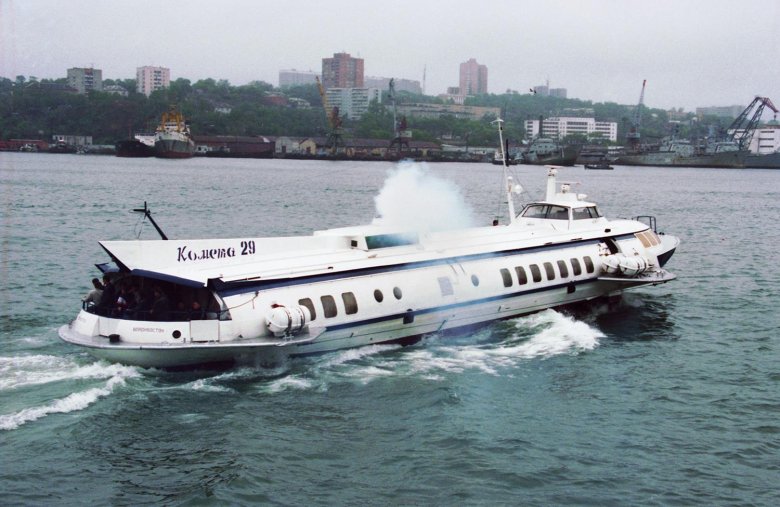 Комета теплоход на подводных крыльях