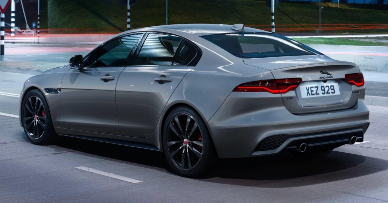 Jaguar xe 2021
