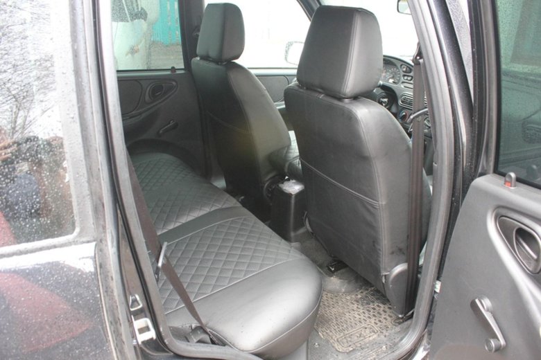 Чехлы для chevrolet niva