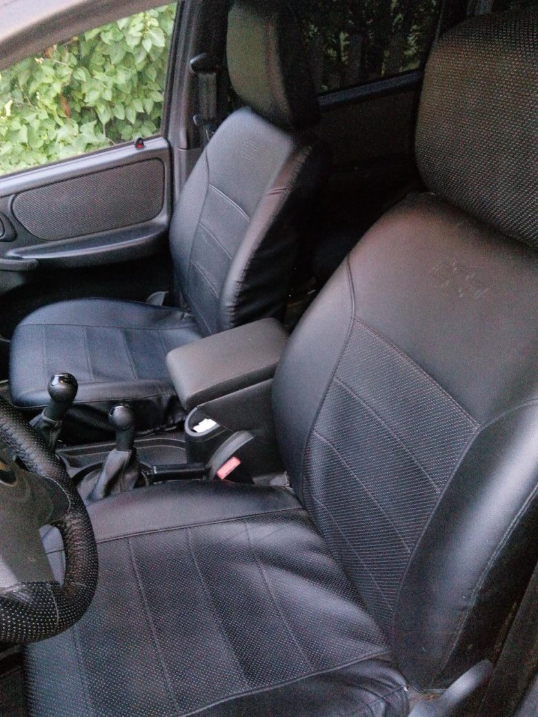 Авточехлы для chevrolet niva