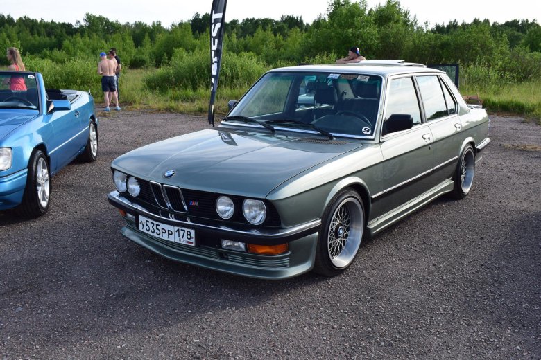 Bmw 5 e28