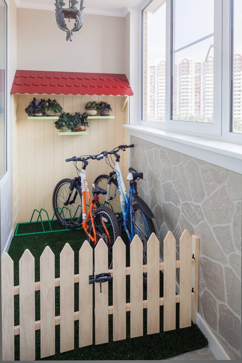 Обустройство балкона для хранения