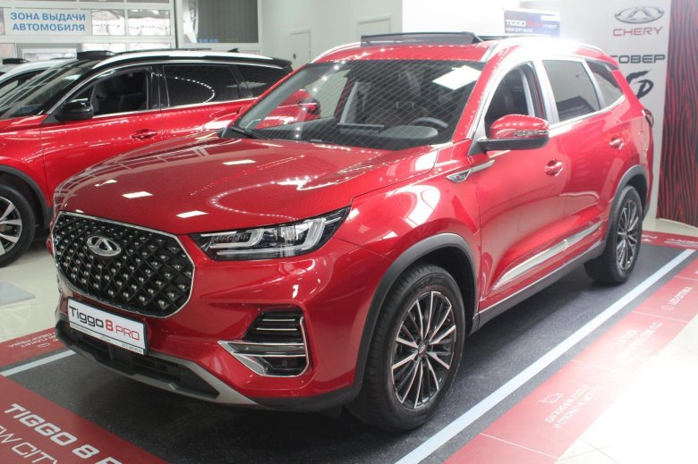 Chery tiggo 8 pro красный