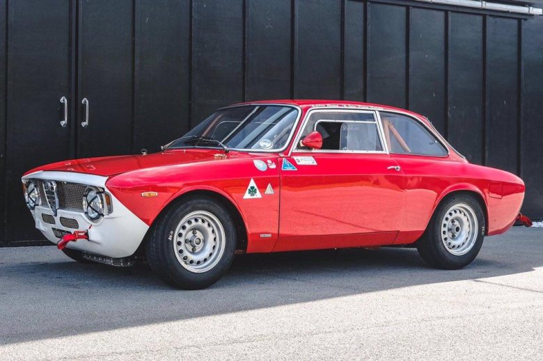 Alfa romeo giulia sprint gta