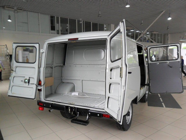 Уаз 390995 04 грузовой фургон