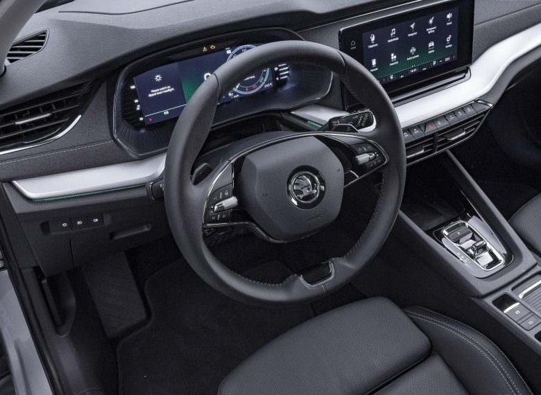 Шкода октавия 2022 интерьер