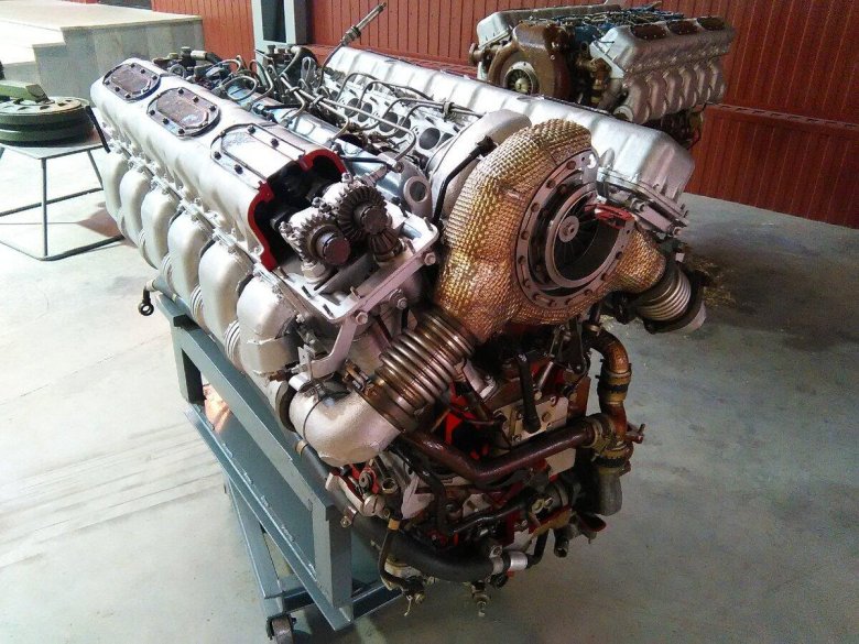Двигатель танка т 90