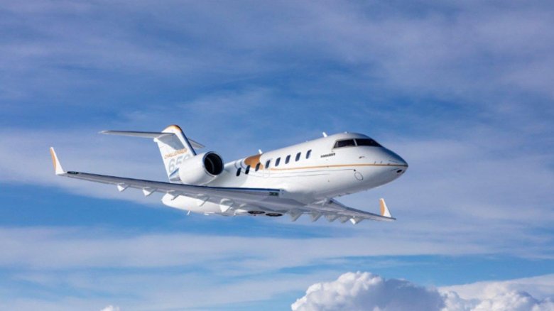 Джет самолет