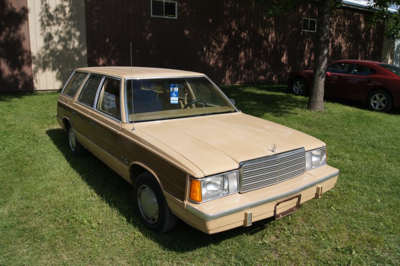 Plymouth reliant 1974