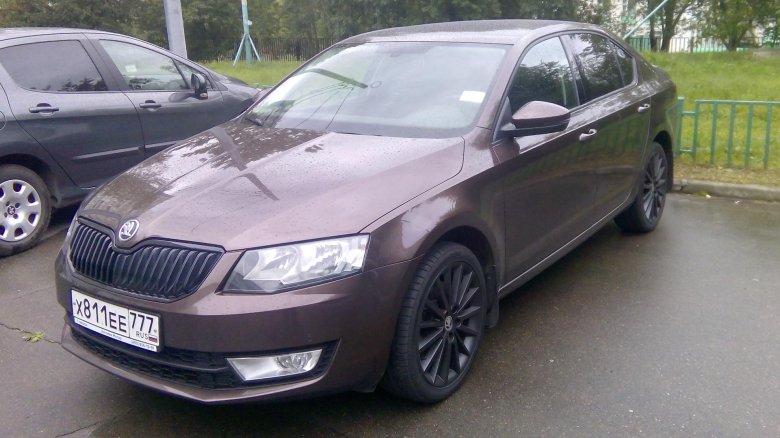 Коричневая шкода актавия а7