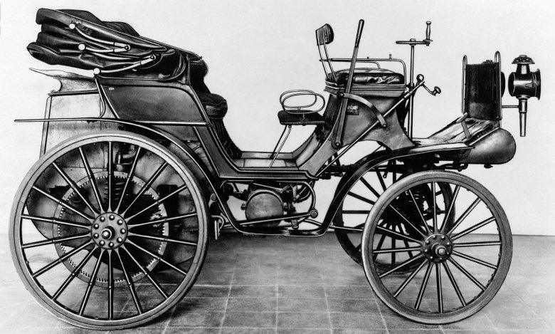 Первый автомобиль бенца victoria 1893