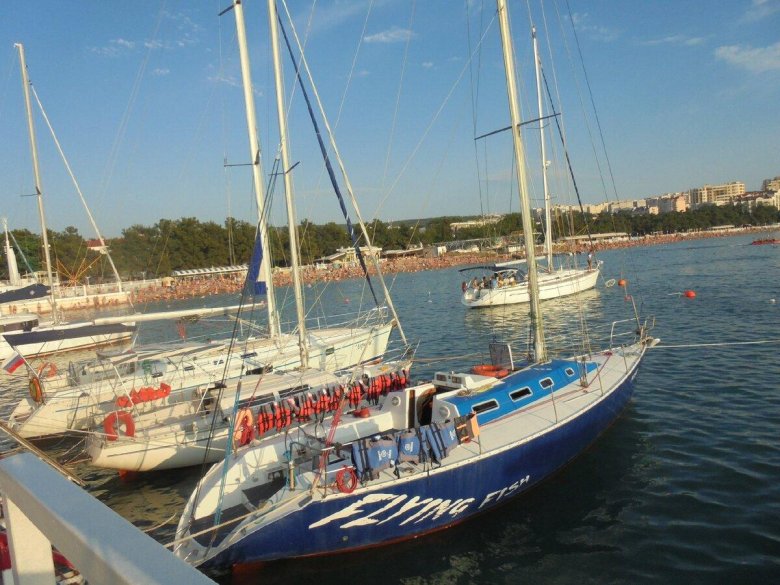 Прогулка на яхте геленджик