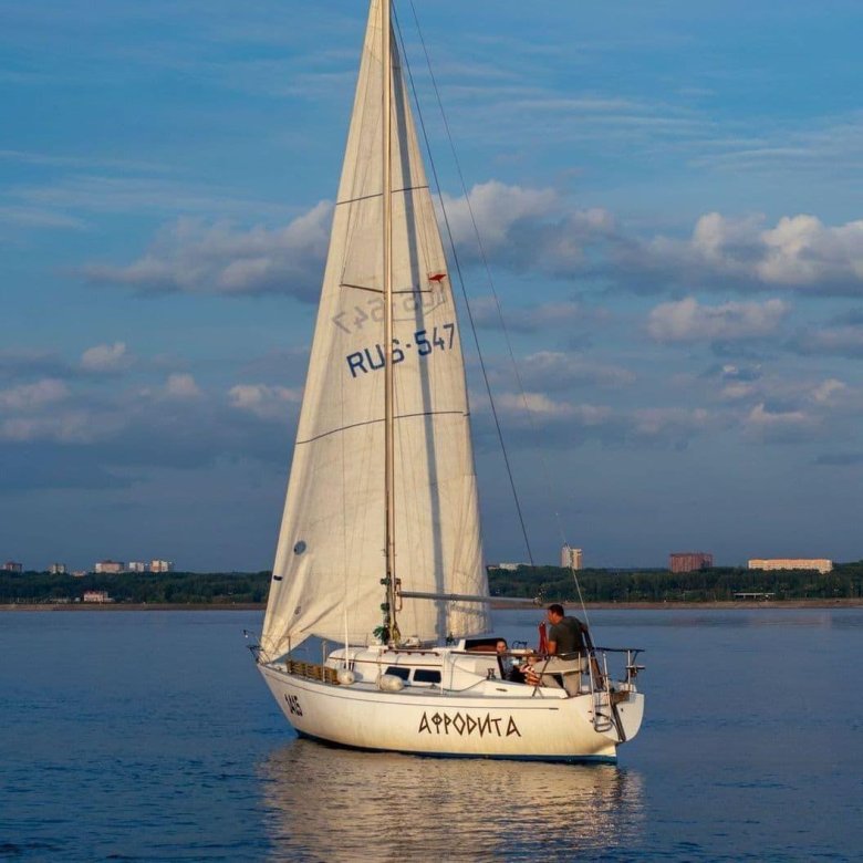 Яхта парусная ариадна