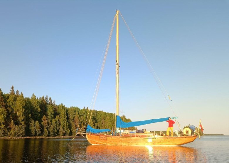 Парусная яхта