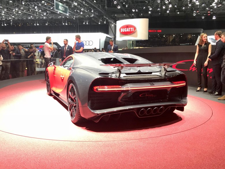 Bugatti chiron sport
