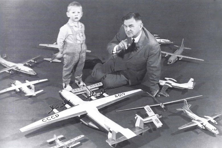 Олег антонов авиаконструктор