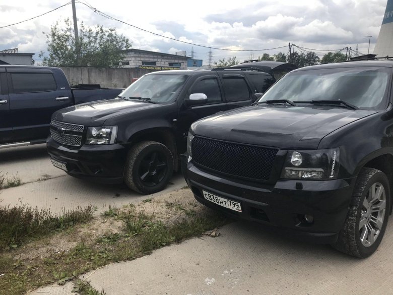 Chevrolet tahoe black 2012