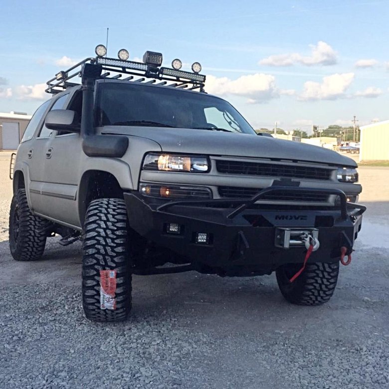 Chevrolet tahoe 800 off road