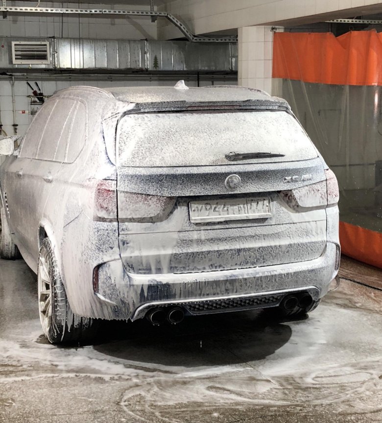 Бмв х5 на мойке