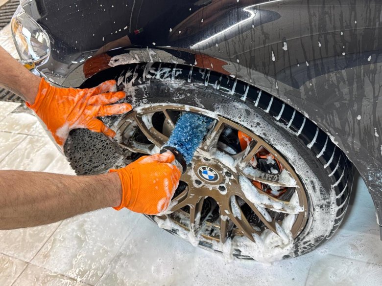 Детейлинг мойка дисков