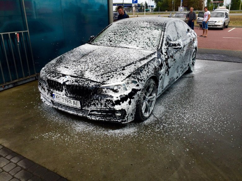 Bmw e60 на мойке
