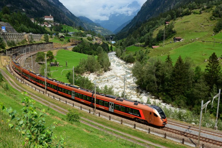 Ретийская железная дорога италия