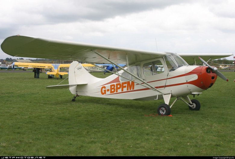 Piper pa-22-135 tri-pacer