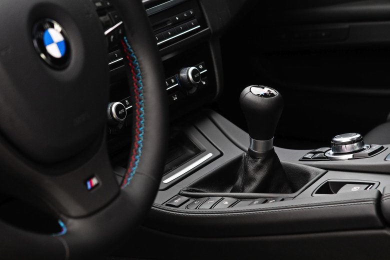 Bmw m5 f10 manual transmission