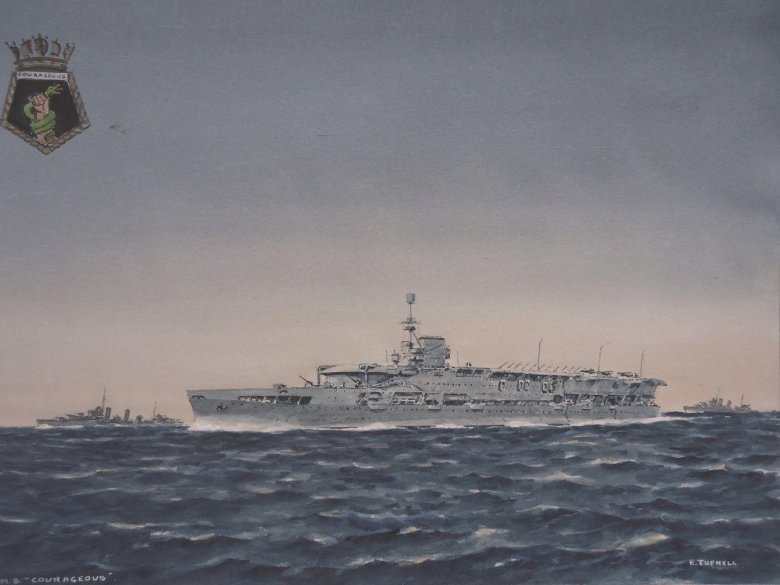 Hms courageous авианосец
