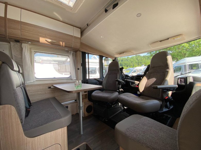 Микроавтобус для семьи