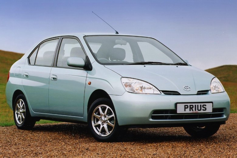 Toyota prius второе поколение