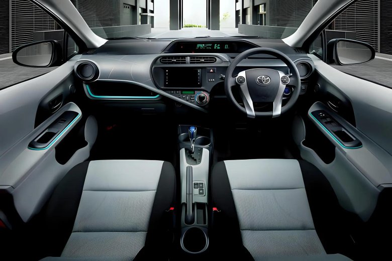 Toyota aqua 2019 салон