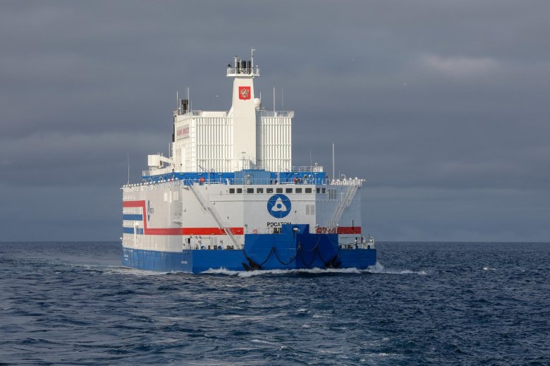 Плавучая аэс ломоносов