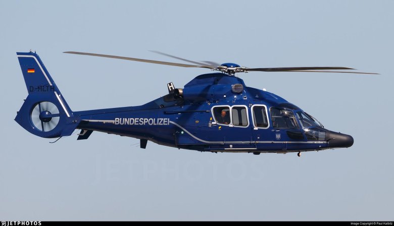 Полицейские вертолеты