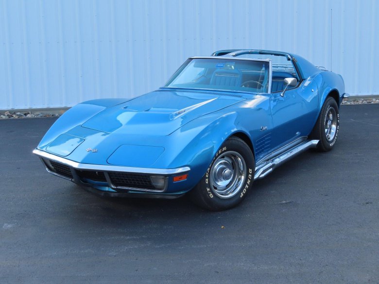 Chevrolet corvette c3 stingray