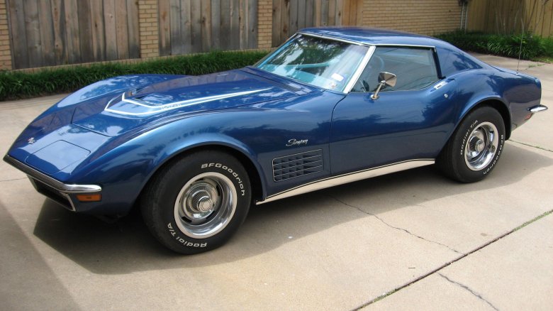 Chevrolet corvette 70