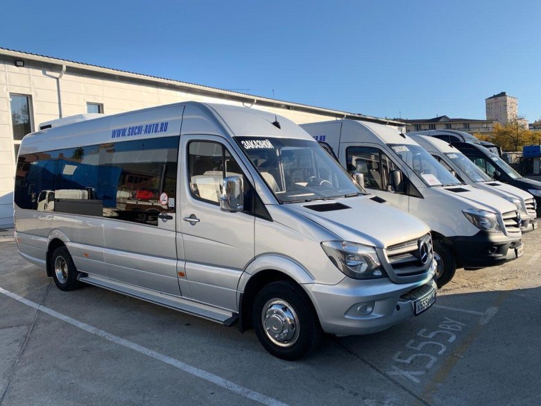 Микроавтобус мерседес бенц