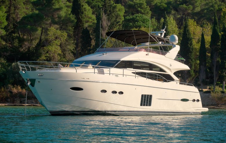 Яхта принцесса 21м