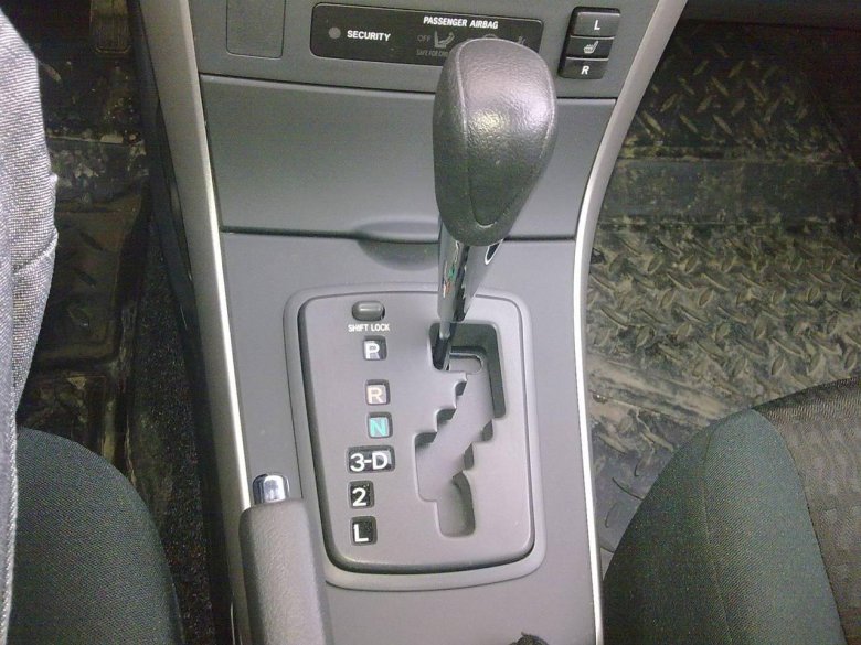 Тойота королла автомат