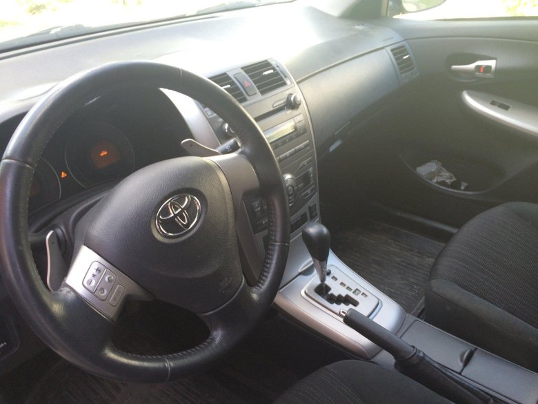 Toyota corolla 2007 салон