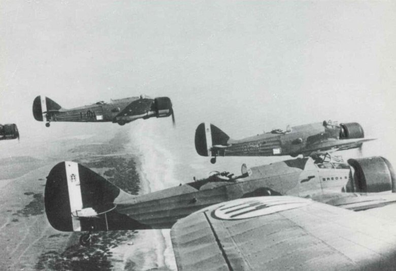 Итальянский бомбардировщик савойя-маркетти 79