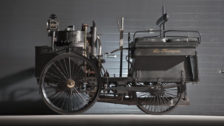 Первый паровой автомобиль
