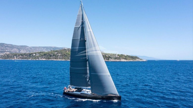 Яхта парусная