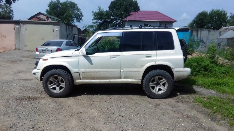 Сузуки эскудо 1997 3 дверка