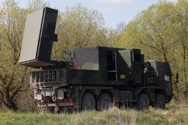 Контрбатарейный радар cobra