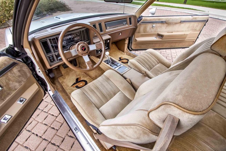 Бьюик регал 1987 салон